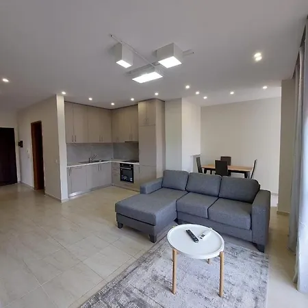 Ela Apartment